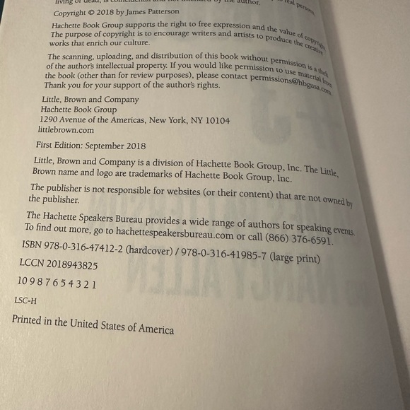 James Patterson “Juror #3” Riveting, great book
EUC used, excellent condition. - Picture 5 of 5